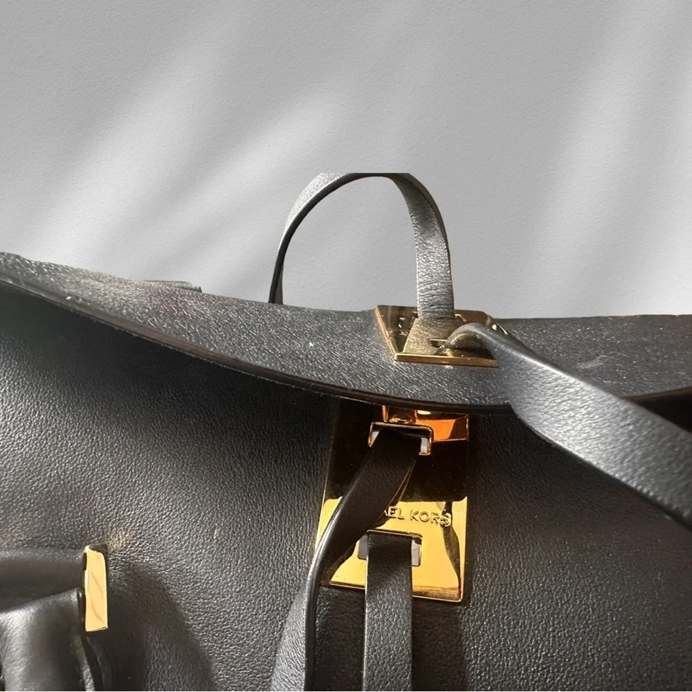 Michael Kors Limited Edition Miranda Tote Bag - Picture 4 of 10